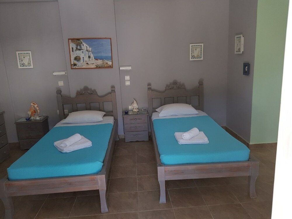 Фото Karabo Hotel