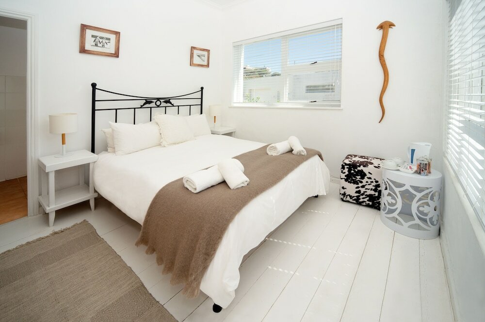 Фото Boulders Beach Hotel