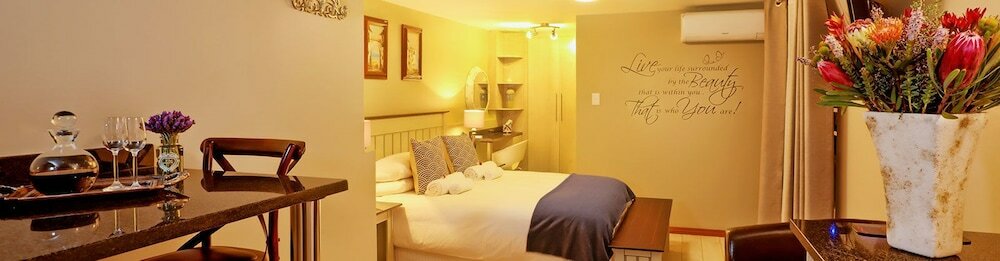 Фото Lavenders At Constantia Guest