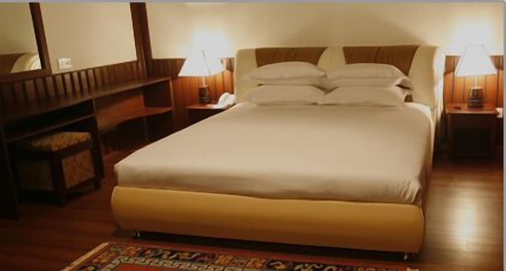 Фото Tashi Namgay Grand