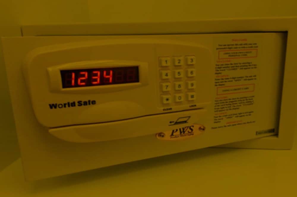 Фото White House Asoke Sukhumvit 18