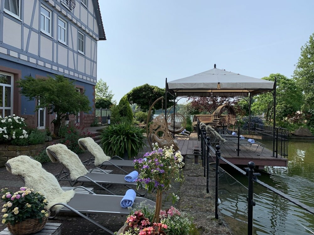 Фото Seehotel Niedernberg - Das Dorf am See