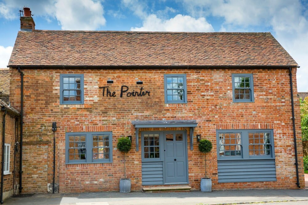 Фото The Pointer