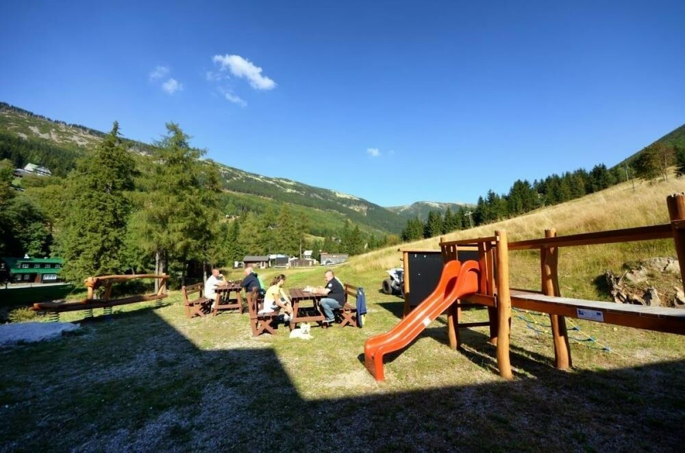 Фото Ski Hotel Stoh