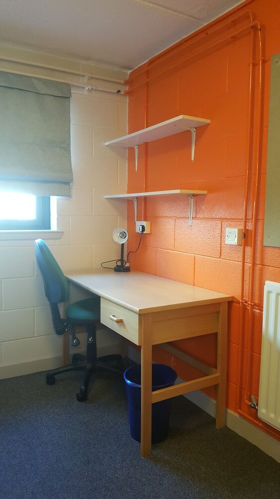 Фото Woolmanhill City Centre - Campus Accommodation