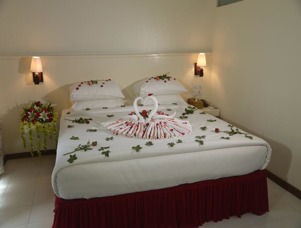 Фото Taw Win Yadanar Hotel