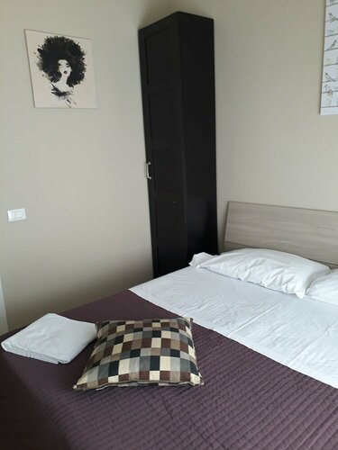 Гостиница 48 Airport Budget Rooms в Пизе