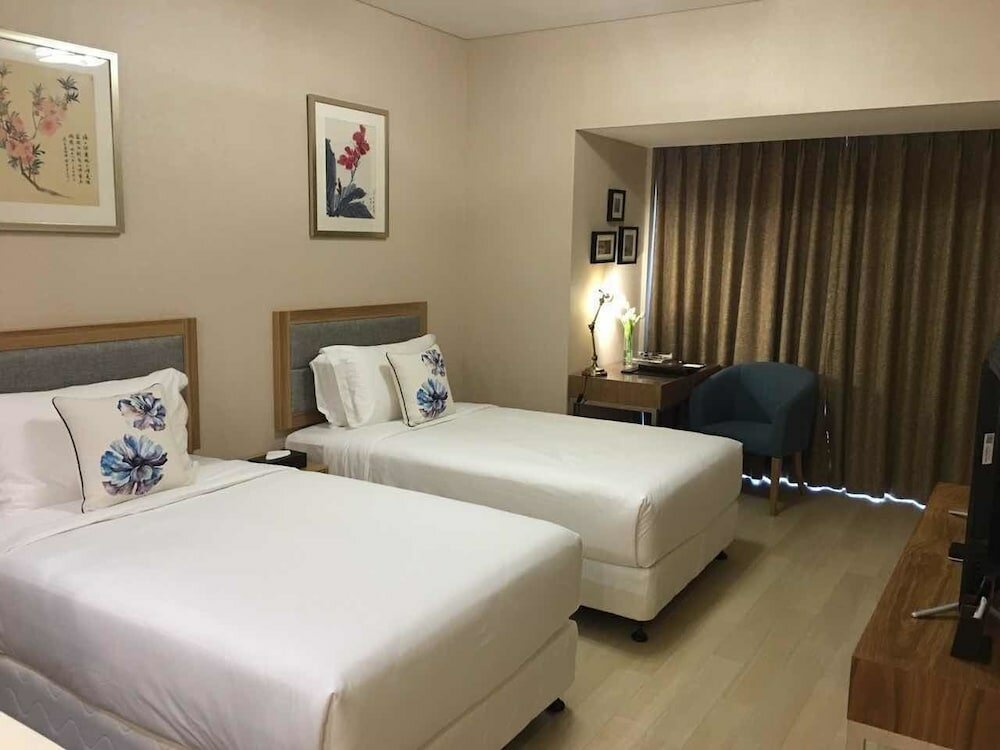 Фото Cherry Residences May-Fourth Square