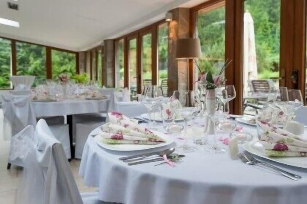 Фото Hotel & Garden U Holubů