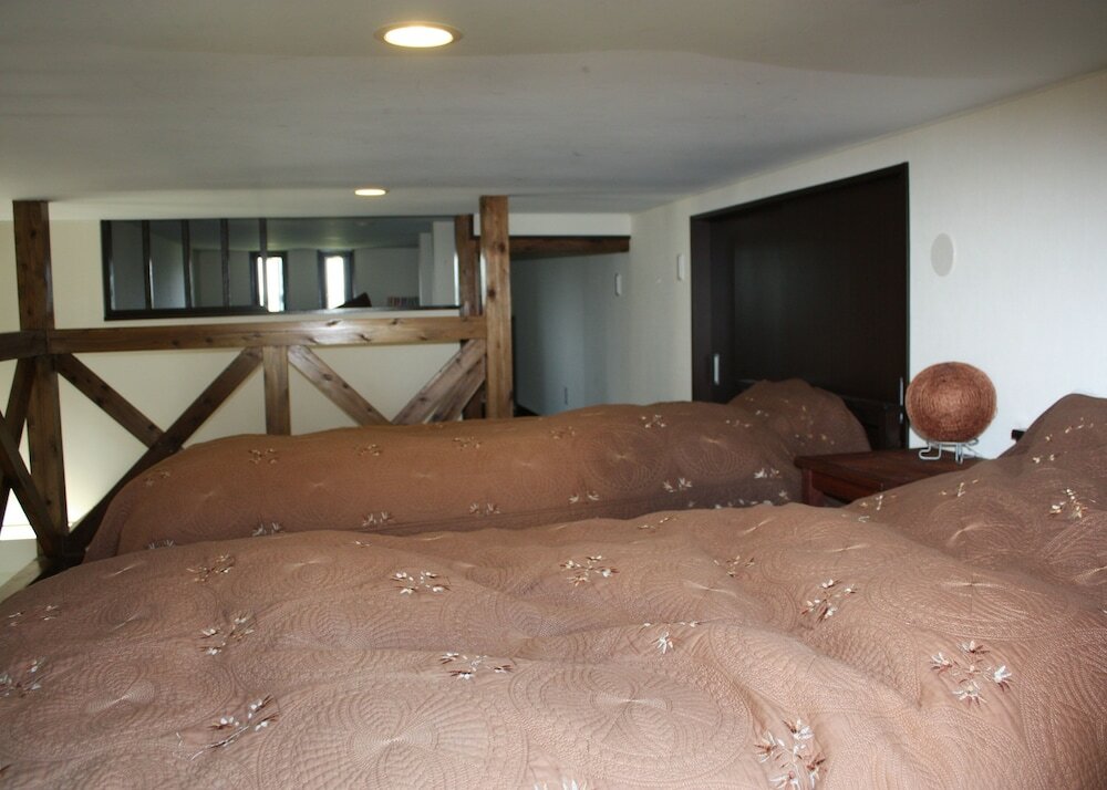 Фото Kogen no Bessou Irohanihohetou