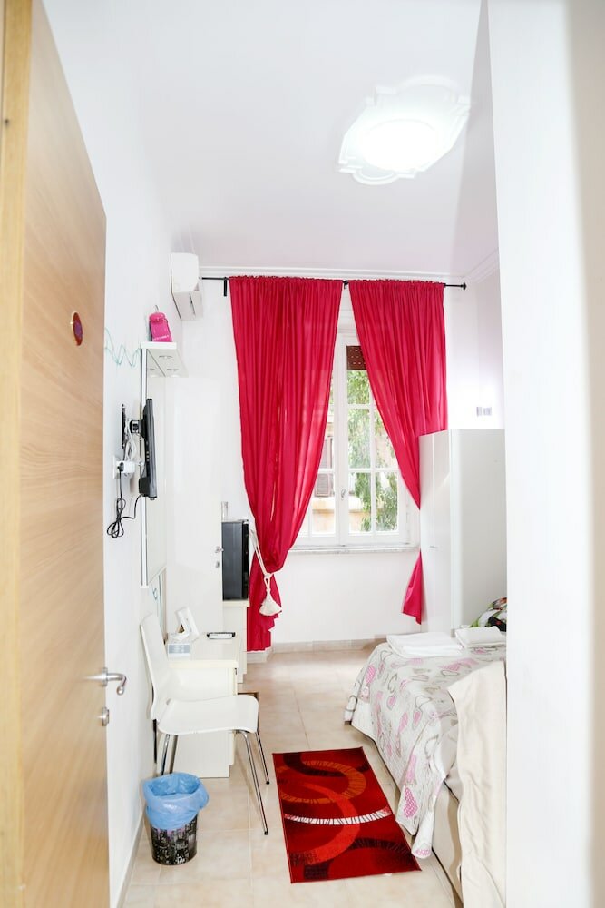 Фото Gateway Residence