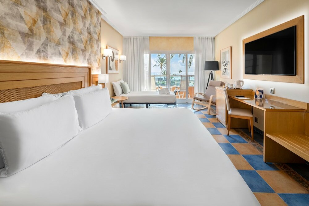 Фото Elba Sara Beach & Golf Resort
