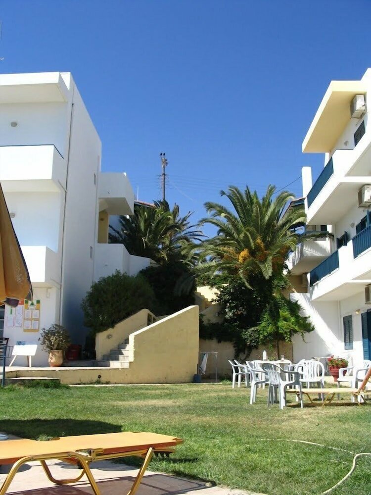Фото Esperides Apartments