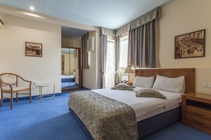 Гостиница Hotel Opera by Zeus International