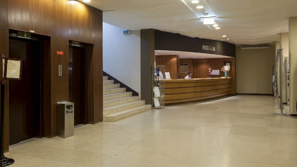 Фото Carcavelos Beach Hotel