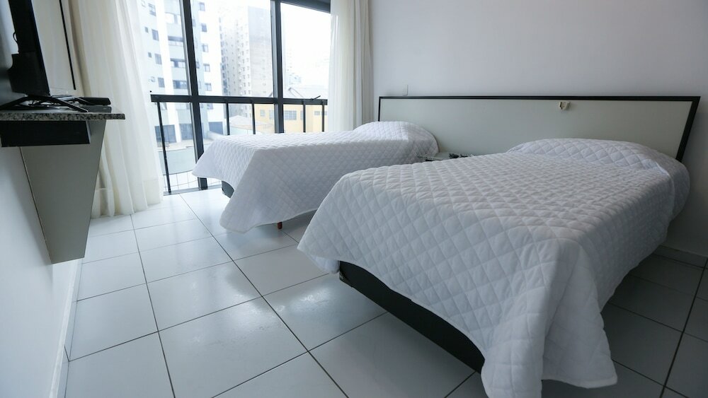 Фото Bristol Metropolitan Flat