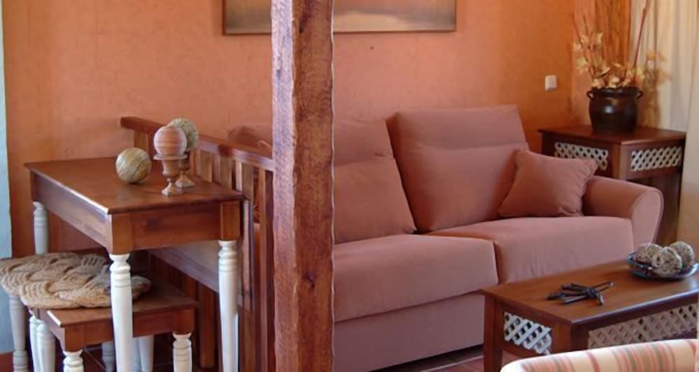 Фото Aparthotel La Espadaña