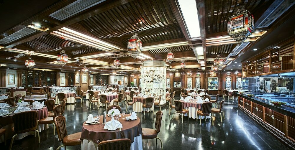 Фото Windsor Plaza Hotel