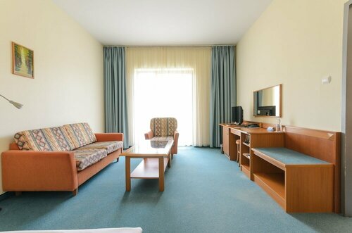 Гостиница Hunguest Hotel Aqua Sol в Хайдусобосло