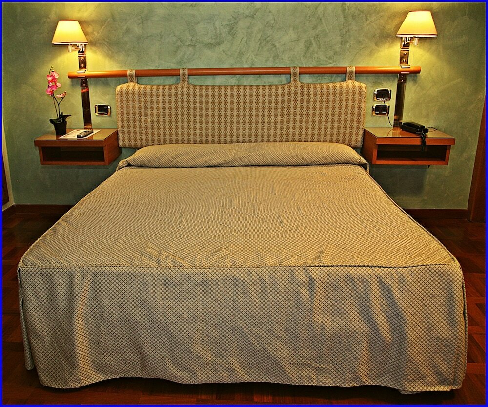 Фото Hotel Meeting Roma