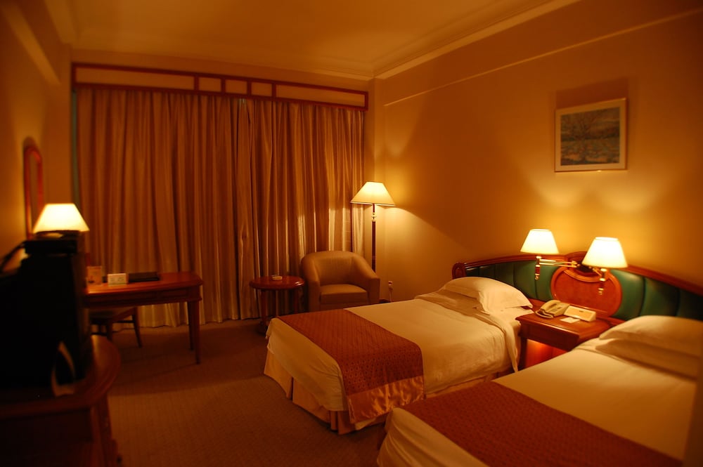 Фото Mingyuan Xindu Hotel