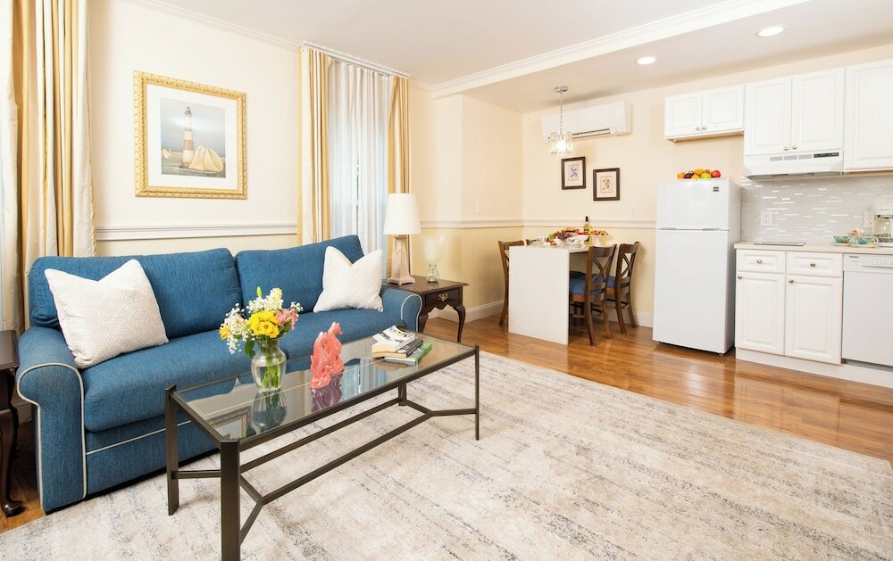 Фото Americas Cup Inn