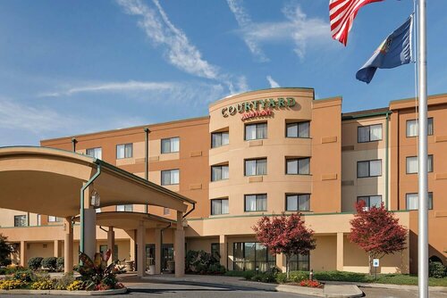 Гостиница Courtyard by Marriott Harrisburg Hershey