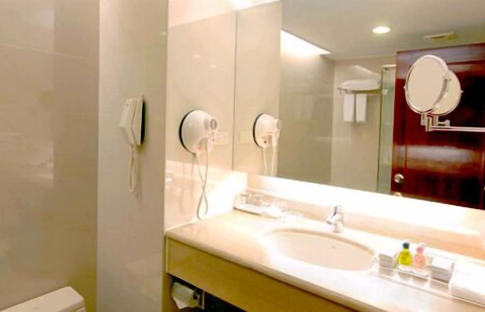 Фото HiONE Gallery Hotel Taichung