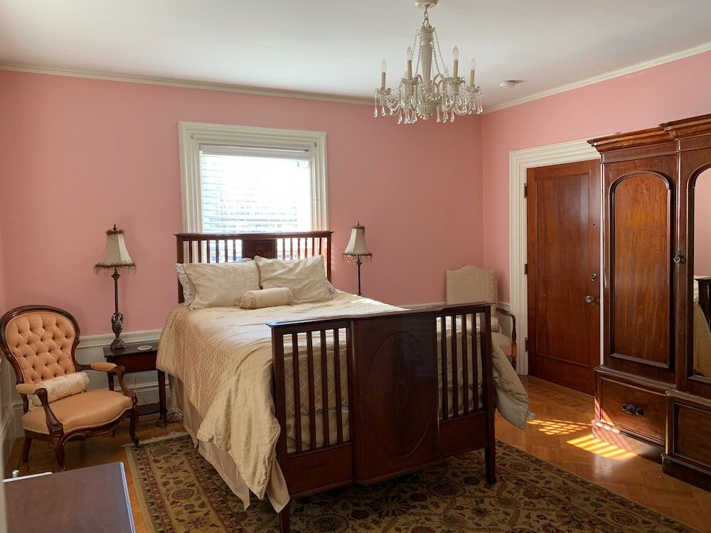 Фото The Silver Fountain Inn