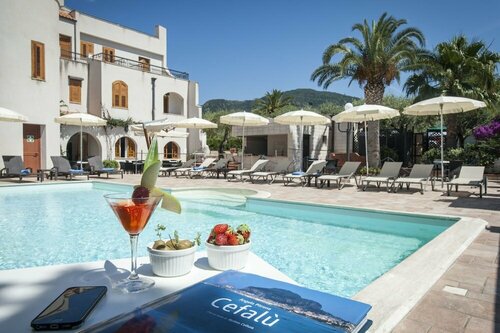 Внешний вид отеля Hotel Baia Del Capitano в Чефалù, фото 5