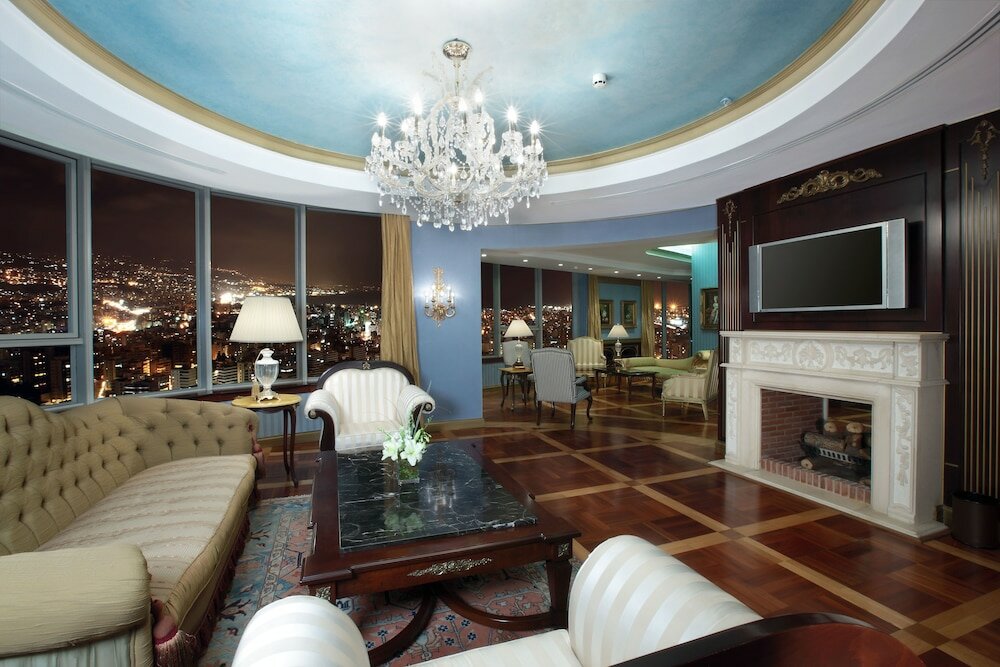 Фото Hilton Beirut Habtoor Grand