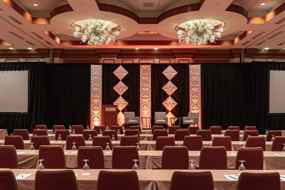 Фото Conrad Indianapolis