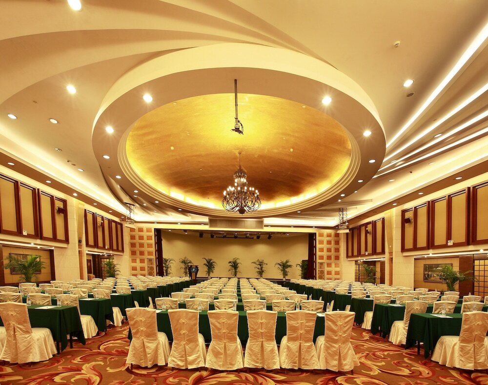 Фото Guilin Lijiang Waterfall Hotel