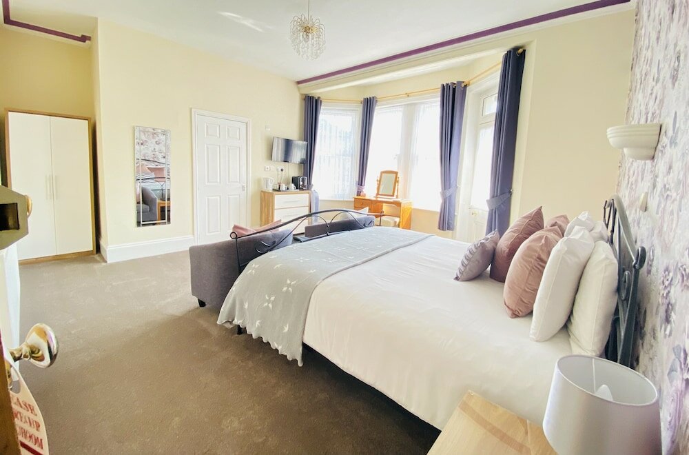 Фото Coastal Waters