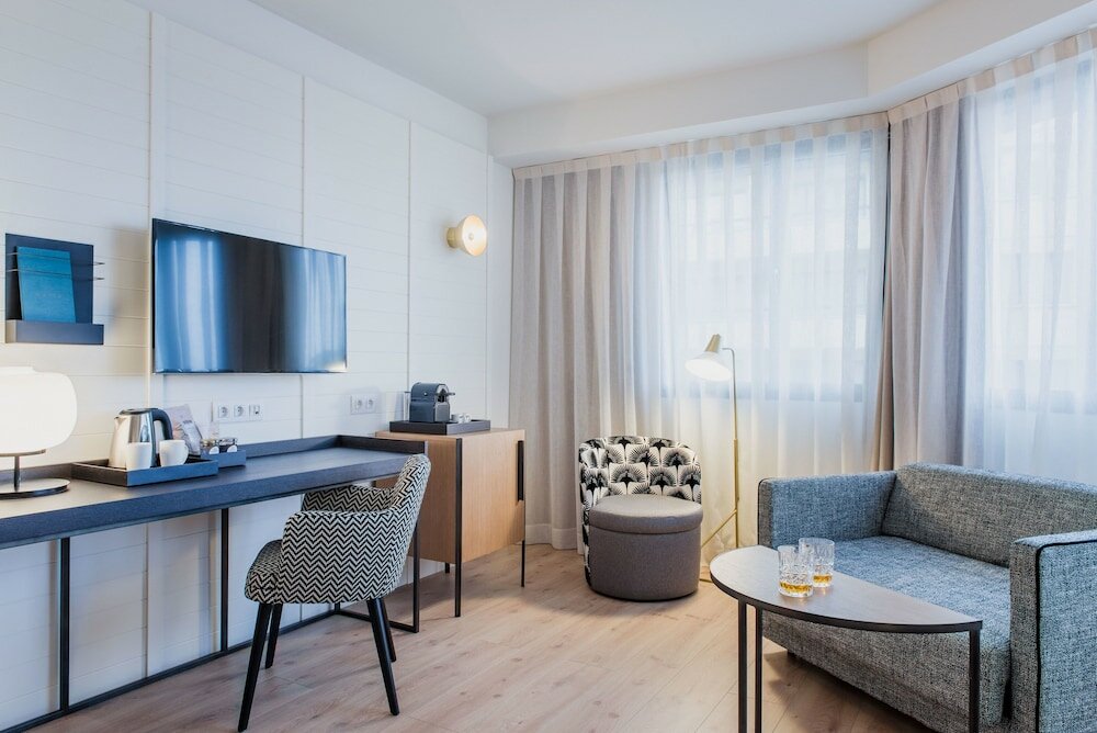 Фото Hotel Molina Lario