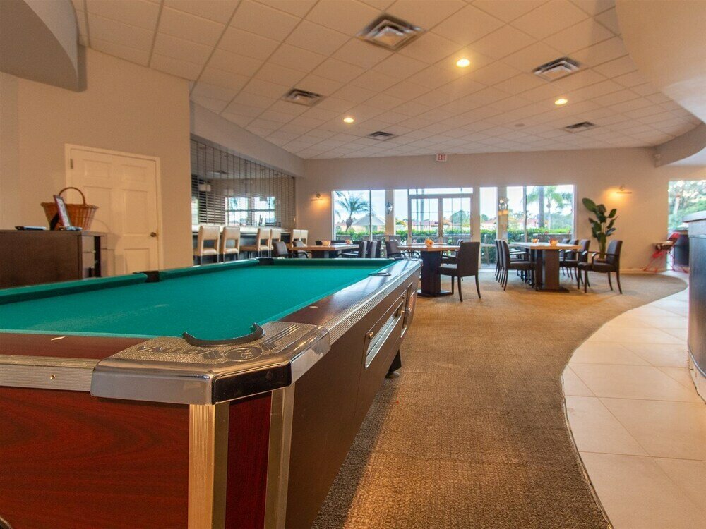 Фото Private Screened Splash Pool Overlooking Tranquil Lake Right Beside Disney World by Florida Dream Homes