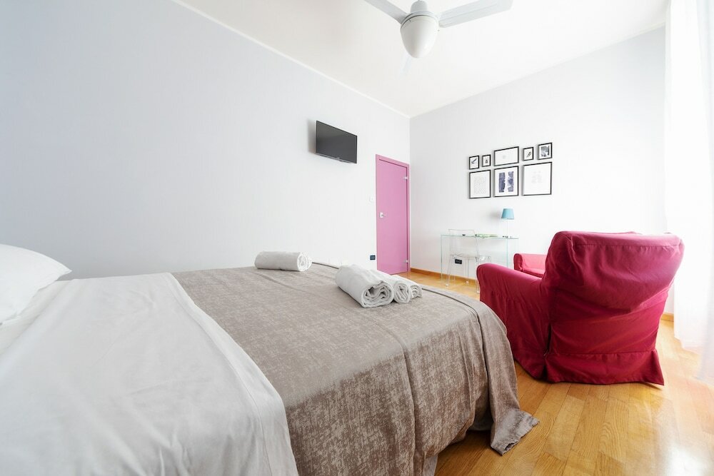 Фото Sant'Orsola Colorful Huge Apartment