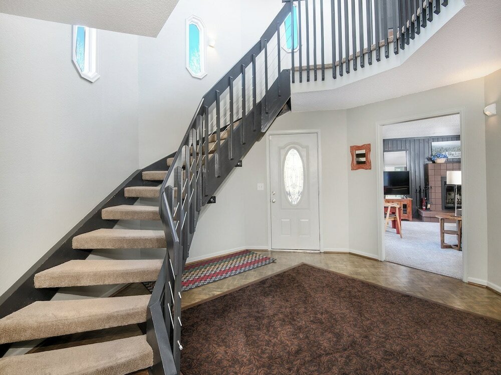 Фото 2338 Tahoe Drive