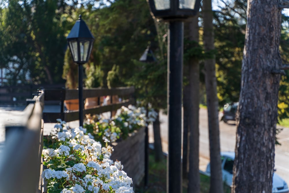 Фото Hotel Duboko