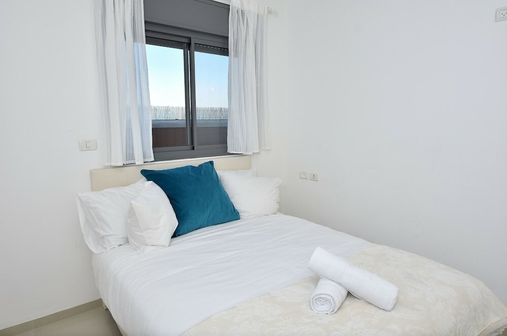 Фото Ariston Luxury Garden Apt W Private Pool