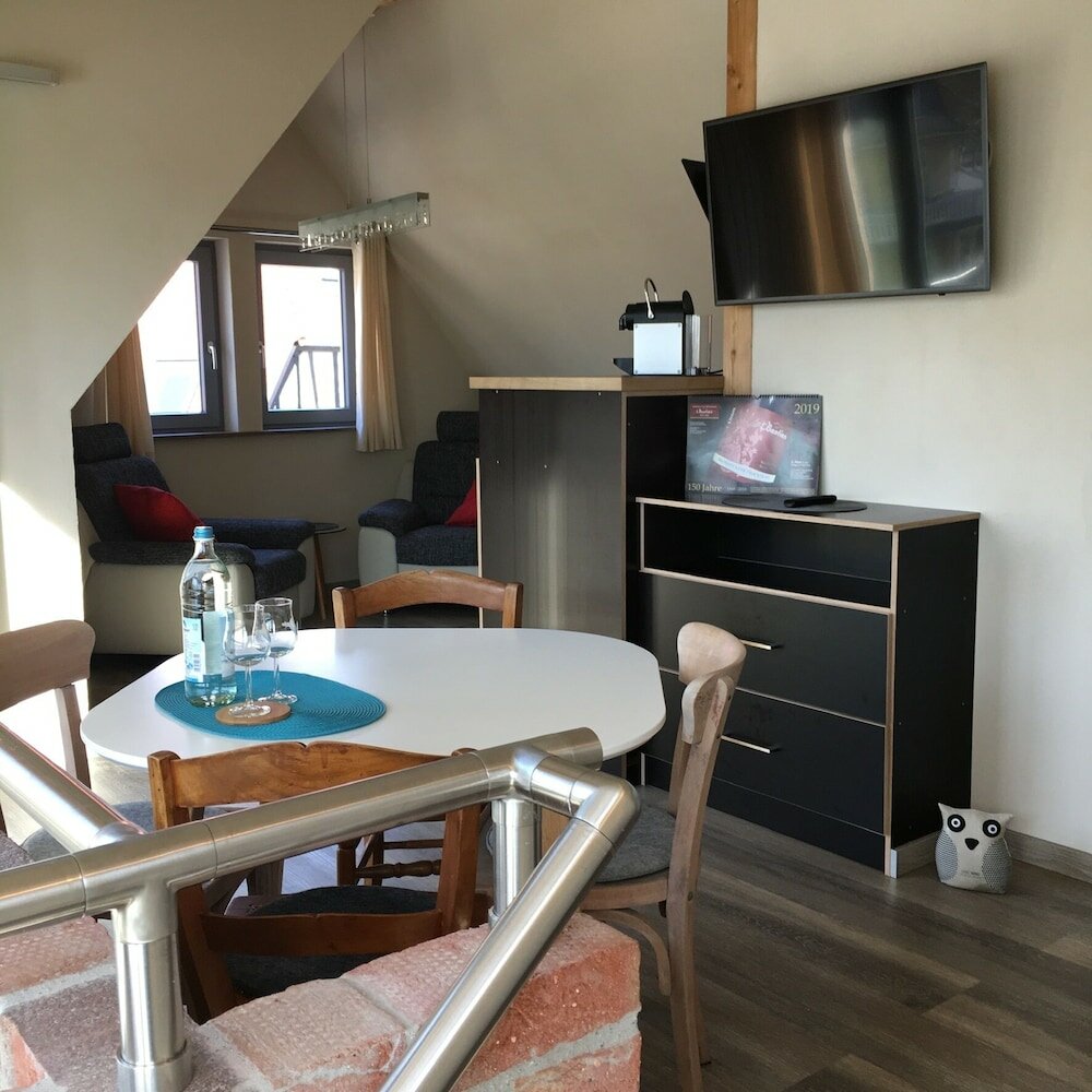 Фото Schmuckkästle am Hafen