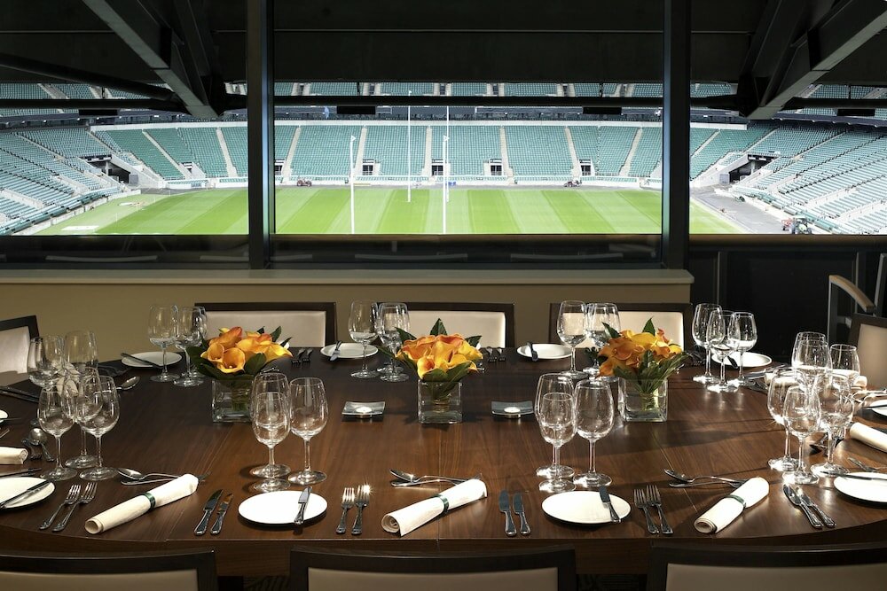 Фото Radisson RED London Twickenham