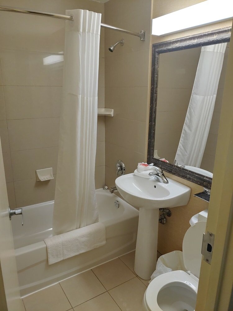 Фото Econo Lodge City Centre