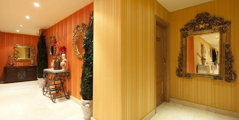 Фото Los Braseros Hotel