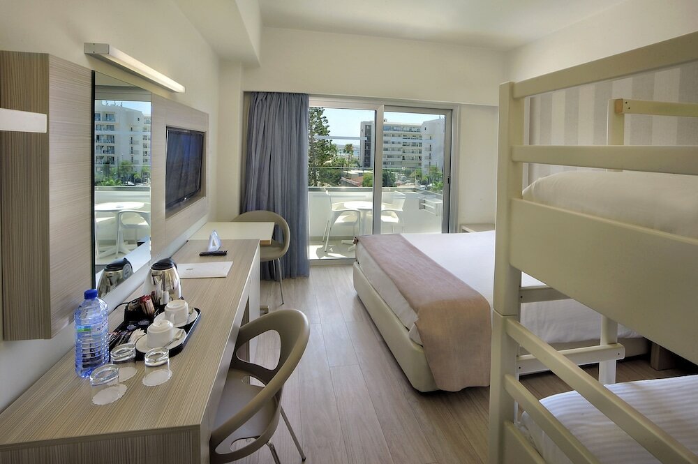 Фото Nestor Hotel