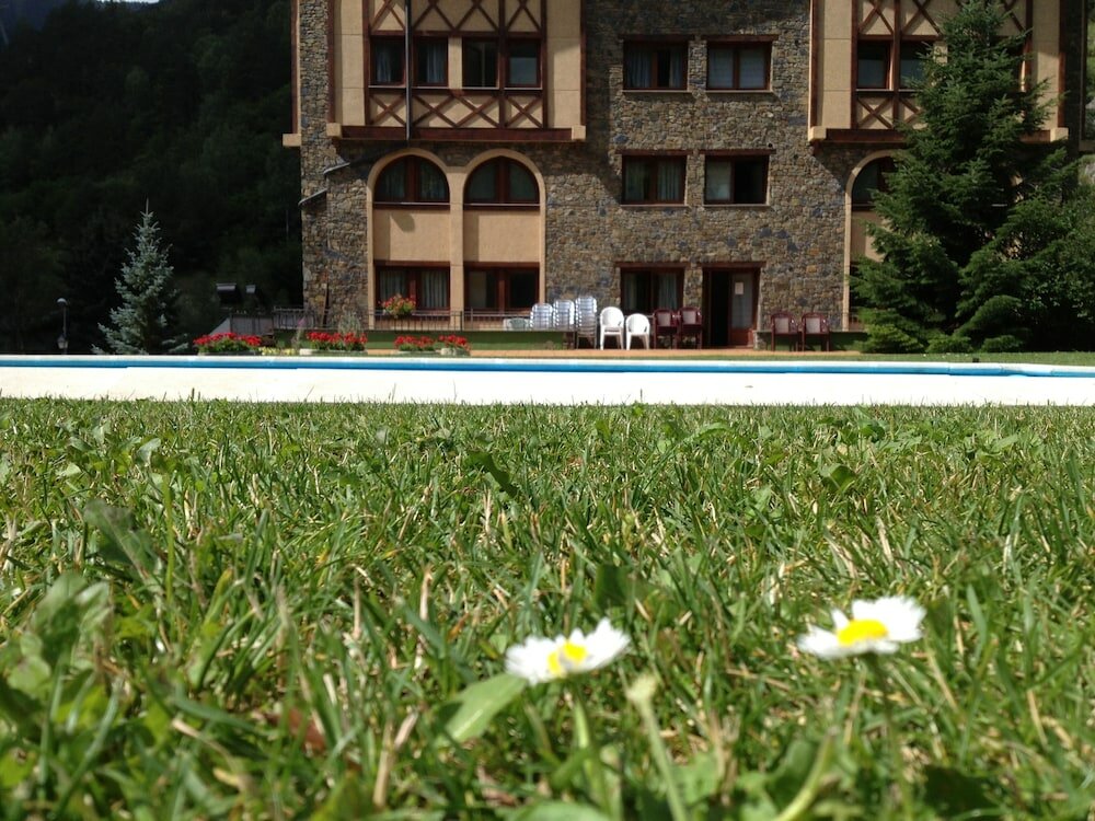 Фото Hotel Xalet Verdú