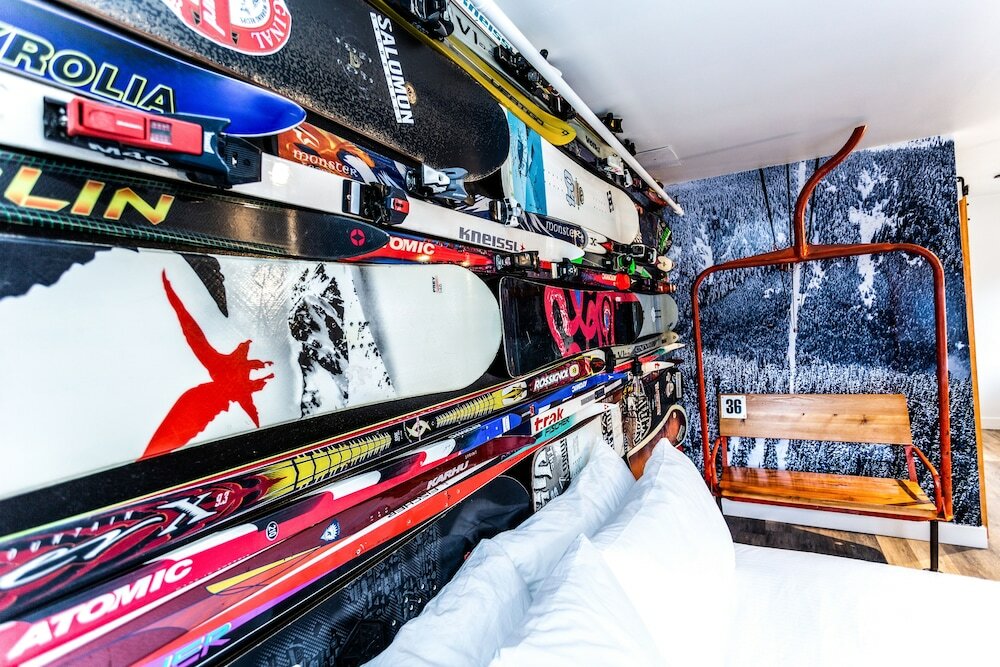 Фото Crash Hotel Squamish