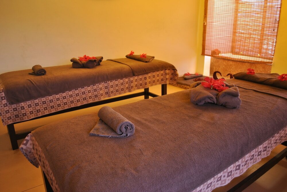 Фото Regenta Baywatch Resort Goa