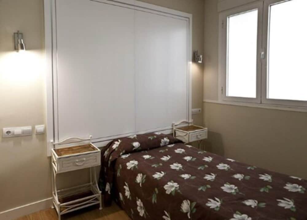 Фото Hostal Madrid
