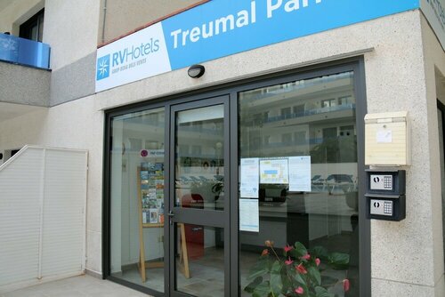 Гостиница RVApartaments Treumal Park